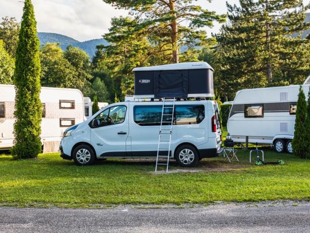 Unterwegs in Bayern mit unserem Dachzelt.
.
.
.
#travel #travelphotography #urlaub #trip #camping #ontour #3ontour #outdoor #maggiolina #airlander #urlaub #ausflug #2021 #freiheit #kaisercamping